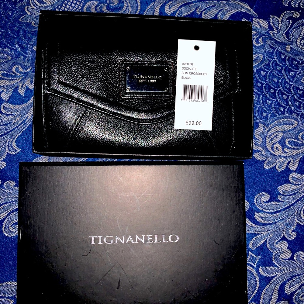 Crossbody wallet. Black